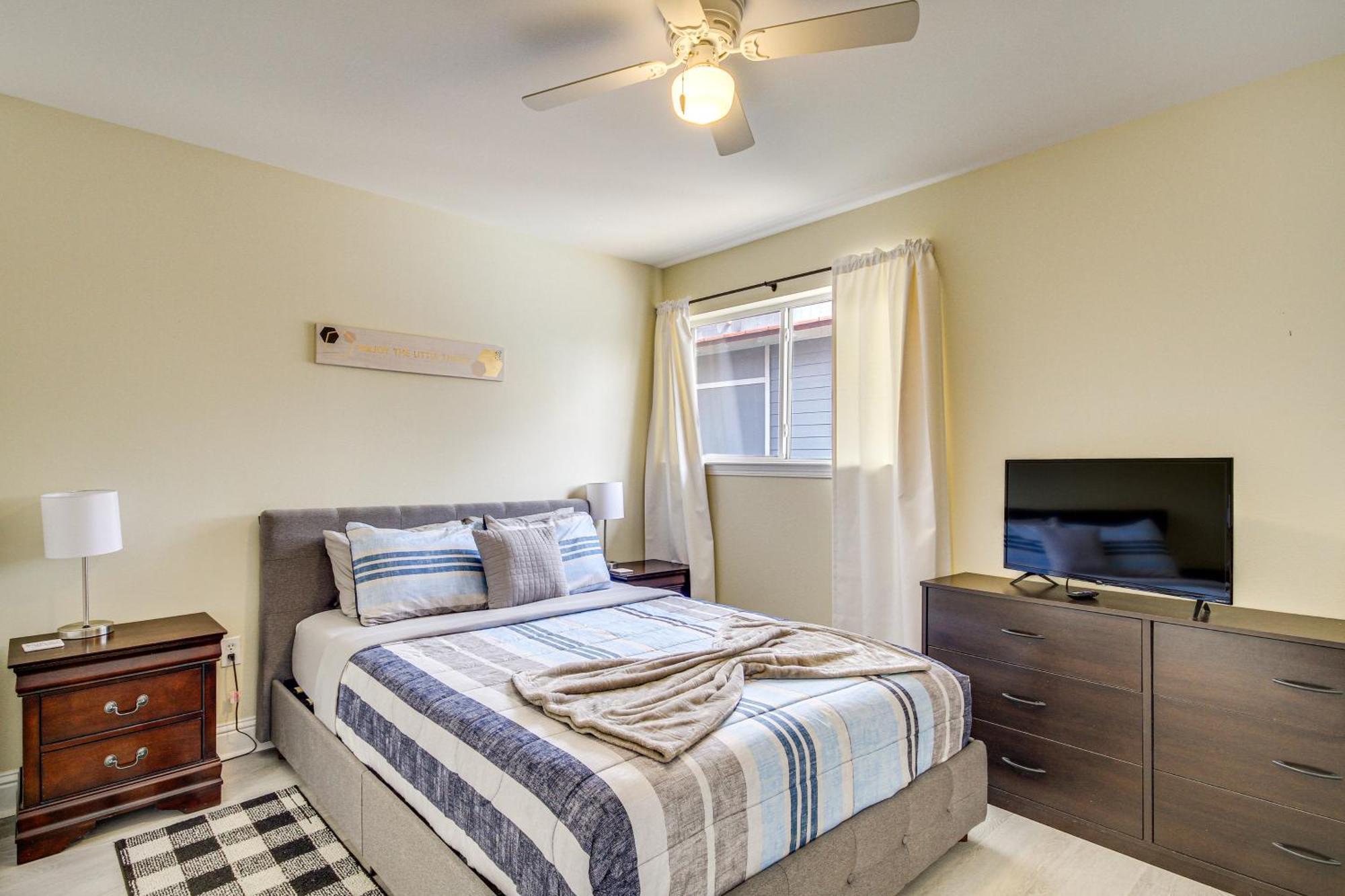 Airy Biloxi Condo With Patio Walk To Beach! Bagian luar foto